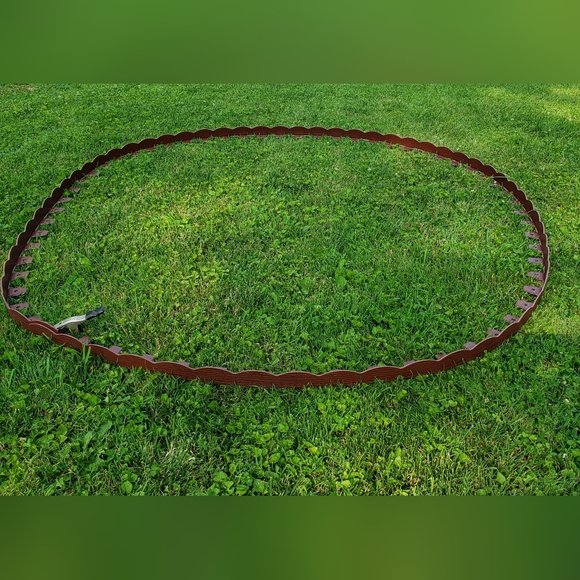 Brown No-Dig Landscape Edging - Picture 2 of 10